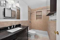 601 CONACHER DRIVE | Toronto Ontario | Slide Image Sixteen