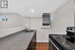 601 CONACHER DRIVE | Toronto Ontario | Slide Image Thirty
