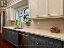154 SEDGEMOUNT DRIVE | Toronto Ontario | Slide Image Nine