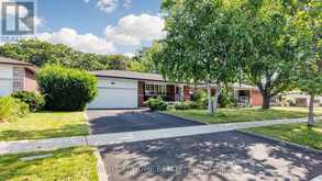 15 SKYRIDGE ROAD | Toronto Ontario | Slide Image One