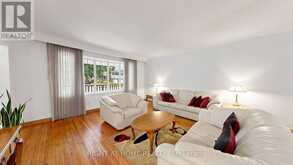 15 SKYRIDGE ROAD | Toronto Ontario | Slide Image Six
