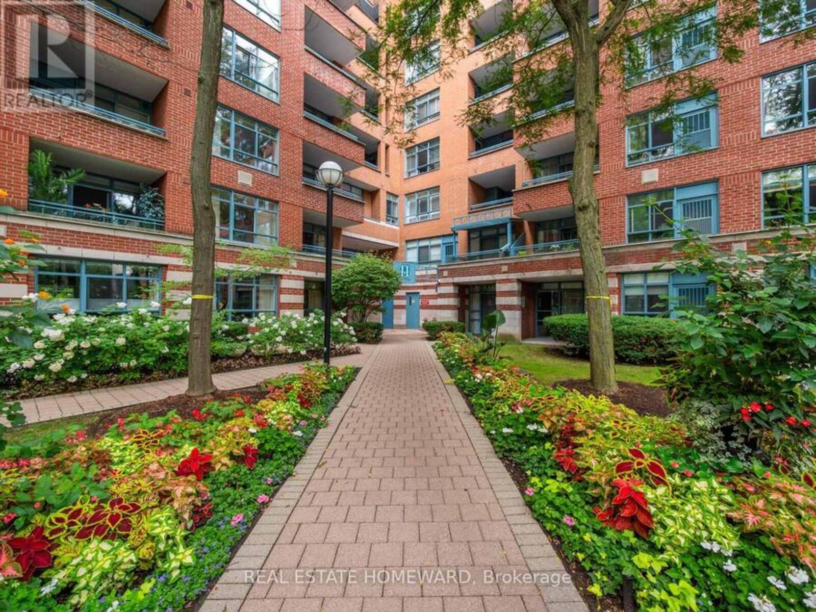 815 - 1091 KINGSTON ROAD, Toronto, Ontario M1N 4E5