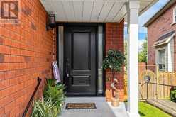 119 PRIMEAU DRIVE | Aurora Ontario | Slide Image Four