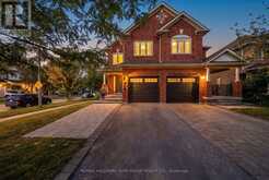 74 SNEDDEN AVENUE | Aurora Ontario | Slide Image One