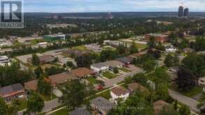 49 DAPHNE CRESCENT | Barrie Ontario | Slide Image Thirty-three