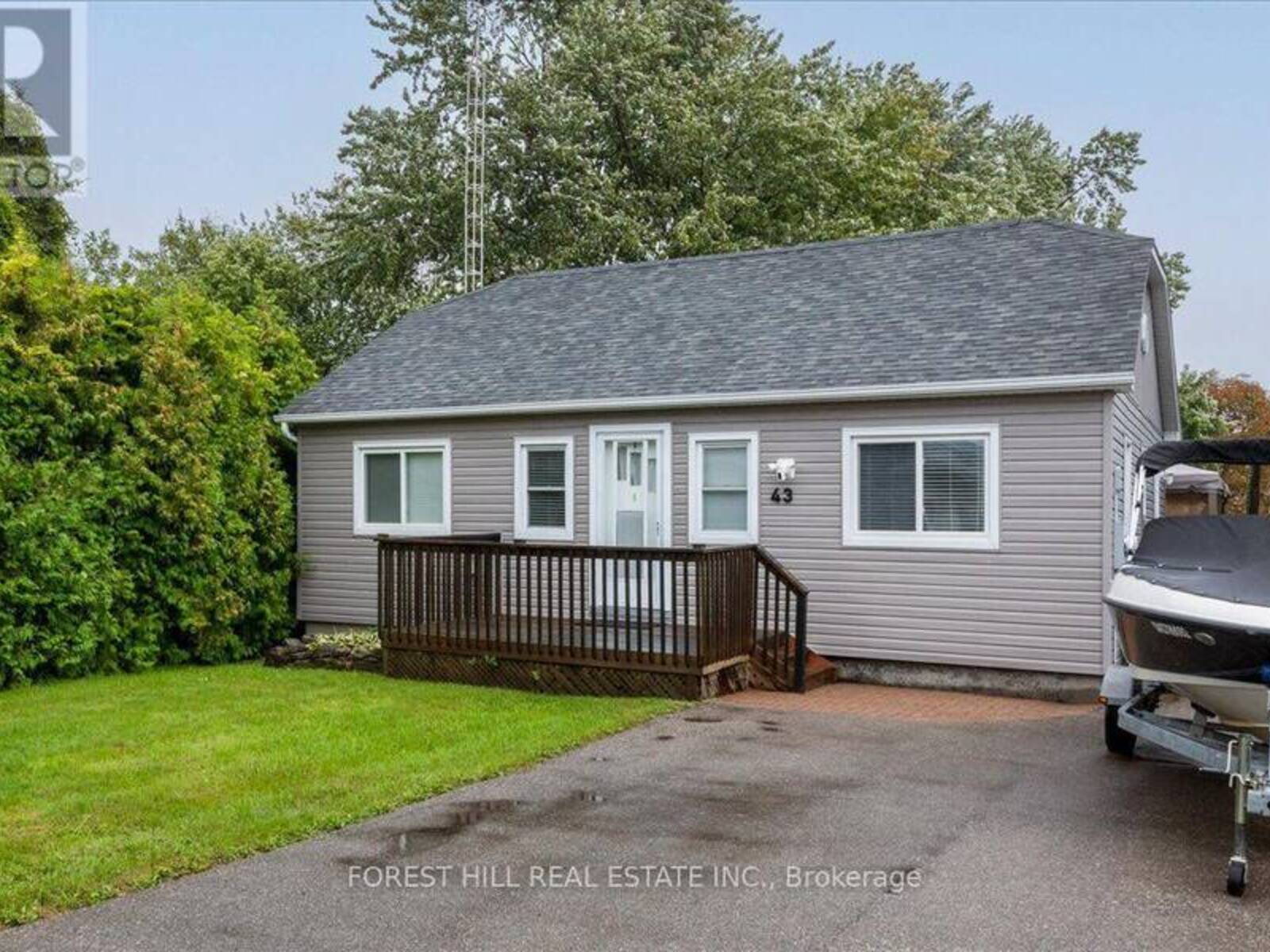 43 LAKE AVENUE, Ramara, Ontario L0K 1B0