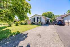16 LORAINE DRIVE | St. Catharines Ontario | Slide Image Three