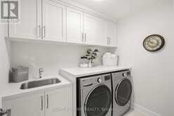4 MERITAGE LANE | Niagara-on-the-Lake Ontario | Slide Image Twenty-three