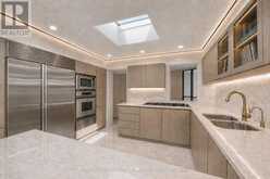428 RUSSELL HILL ROAD | Toronto Ontario | Slide Image Thirteen