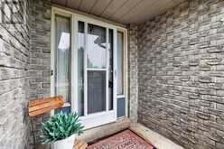 59 RIVERGLEN DRIVE | Georgina Ontario | Slide Image Four