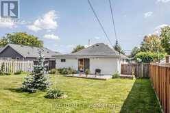 292 HOLLYWOOD DRIVE | Georgina Ontario | Slide Image Thirty