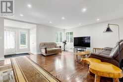 292 HOLLYWOOD DRIVE | Georgina Ontario | Slide Image Six