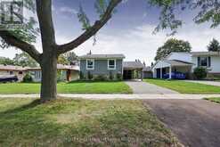29 COLLETE CRESCENT | Barrie Ontario | Slide Image Two