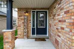 41 BEARDMORE CRESCENT | Halton Hills Ontario | Slide Image Five