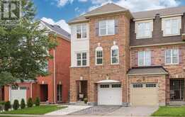 95 MCCLEAVE CRESCENT | Brampton Ontario | Slide Image Two