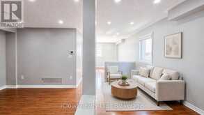 39 MANETT CRESCENT | Brampton Ontario | Slide Image Eight