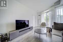 405 - 151 AVENUE ROAD | Toronto Ontario | Slide Image Thirteen