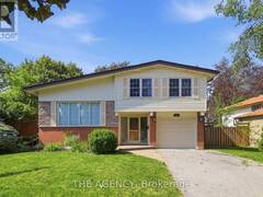 364 ADELAIDE AVENUE E Oshawa Ontario, L1G 2A1