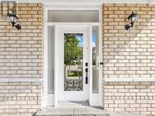 21 RUSSELL HILL ROAD | Markham Ontario | Slide Image Four