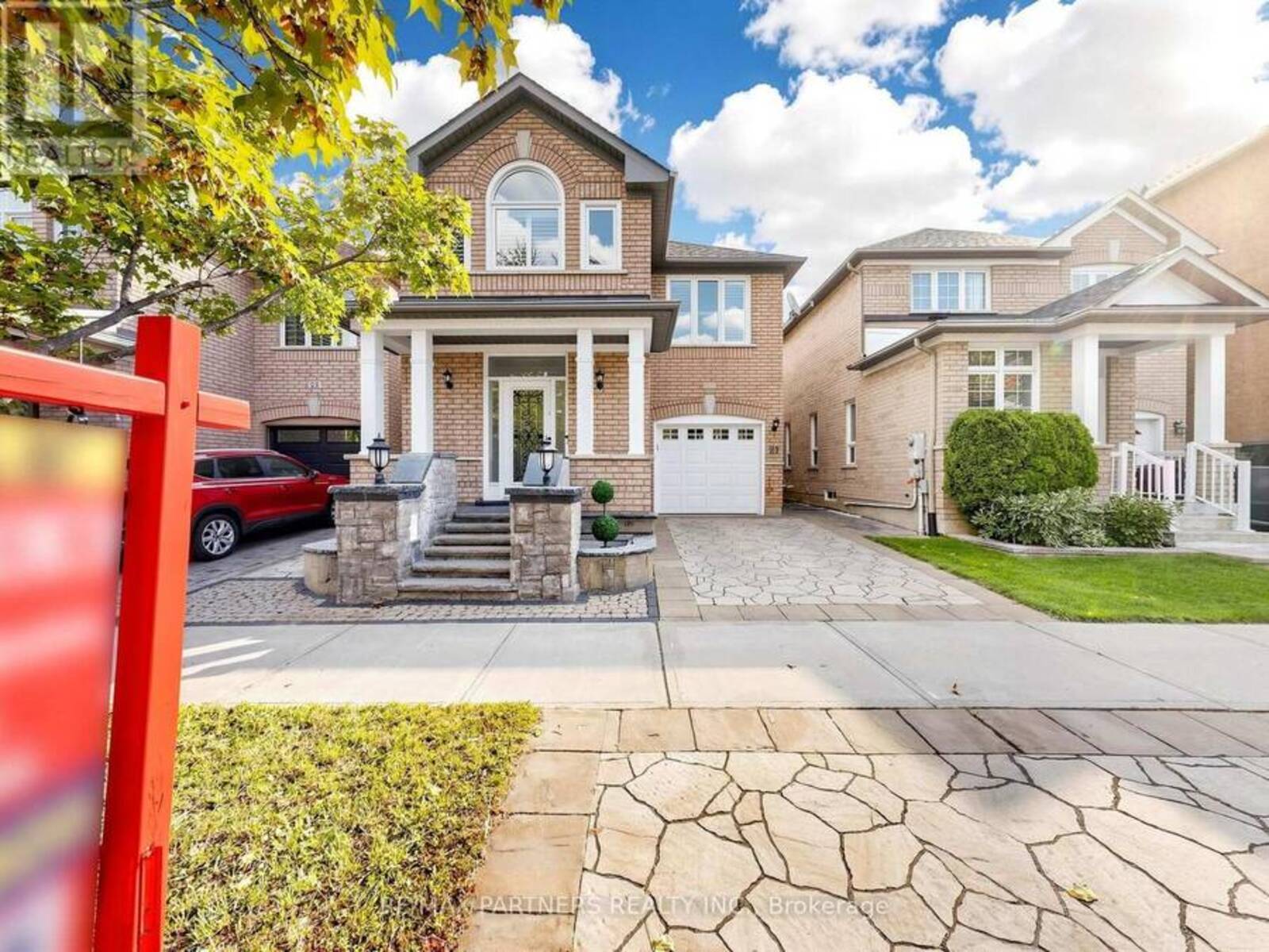 21 RUSSELL HILL ROAD, Markham, Ontario L6C 2L8