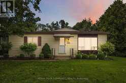 97 DAMSEL CIRCLE | Georgina Ontario | Slide Image One