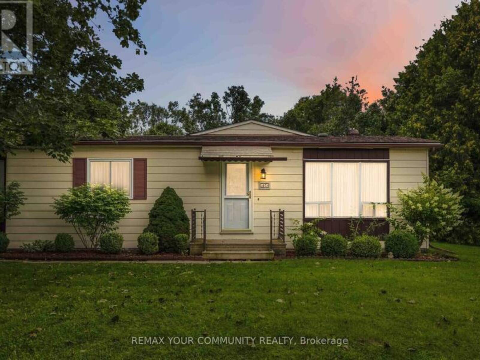 97 DAMSEL CIRCLE, Georgina, Ontario L0E 1R0