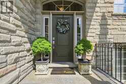 179 TANNERS DRIVE S | Halton Hills Ontario | Slide Image Four