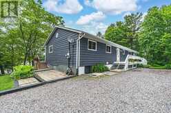 1008 COVE ROAD | Gravenhurst Ontario | Slide Image Five