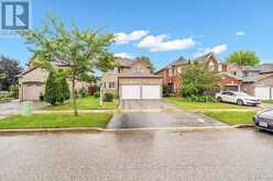 3 GRIFFEN PLACE | Whitby Ontario | Slide Image Two