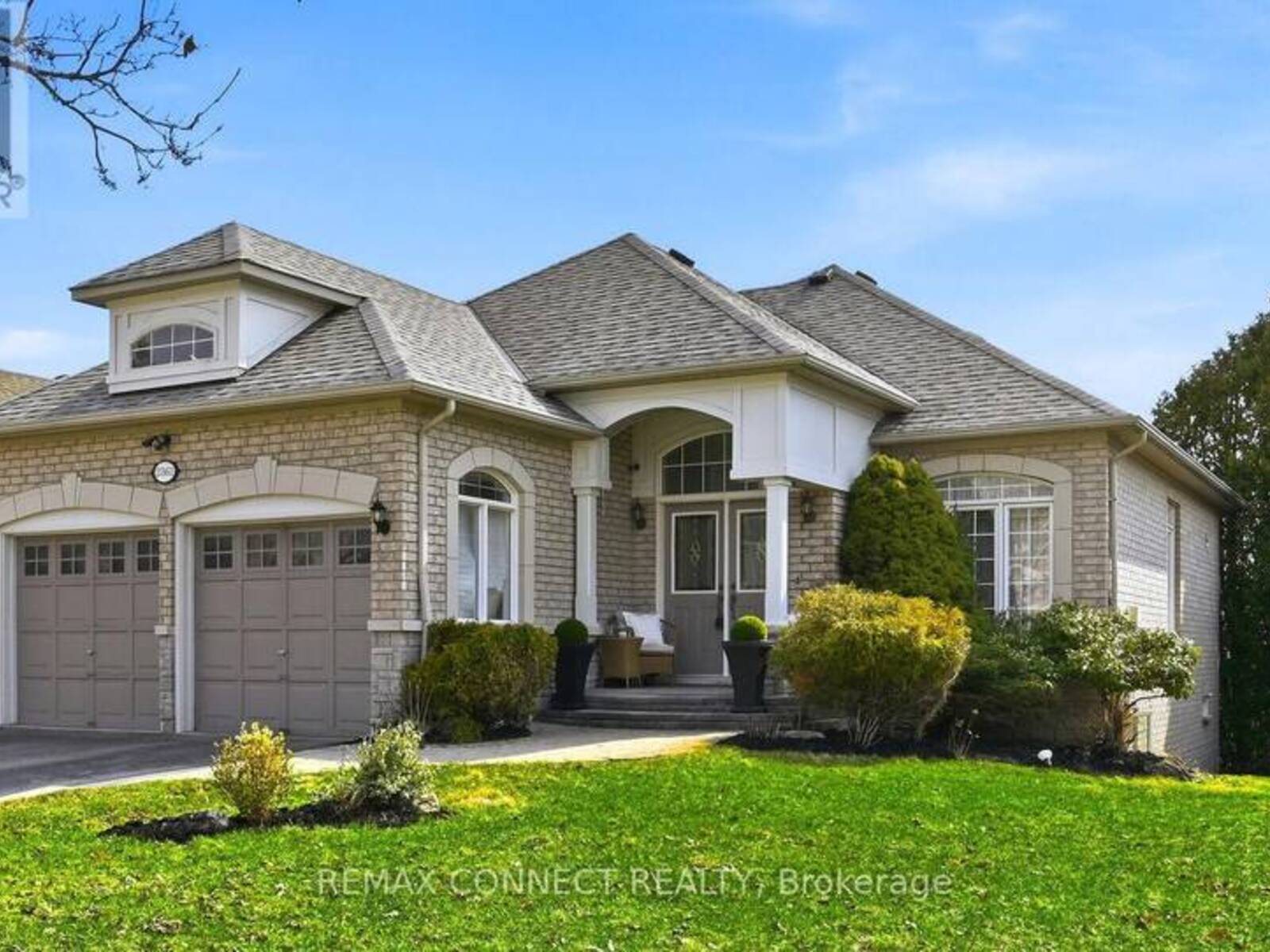 2361 SOUTHCOTT ROAD, Pickering, Ontario L1X 2T3