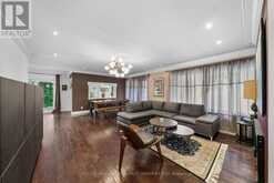 63 ROOSEVELT DRIVE | Richmond Hill Ontario | Slide Image Sixteen