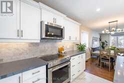 17 HUNTER AVENUE | Tay Ontario | Slide Image Nine