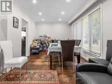 27 KINGSVIEW BOULEVARD | Toronto Ontario | Slide Image Eleven