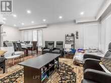 27 KINGSVIEW BOULEVARD | Toronto Ontario | Slide Image Thirteen
