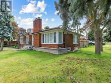 27 KINGSVIEW BOULEVARD | Toronto Ontario | Slide Image Two