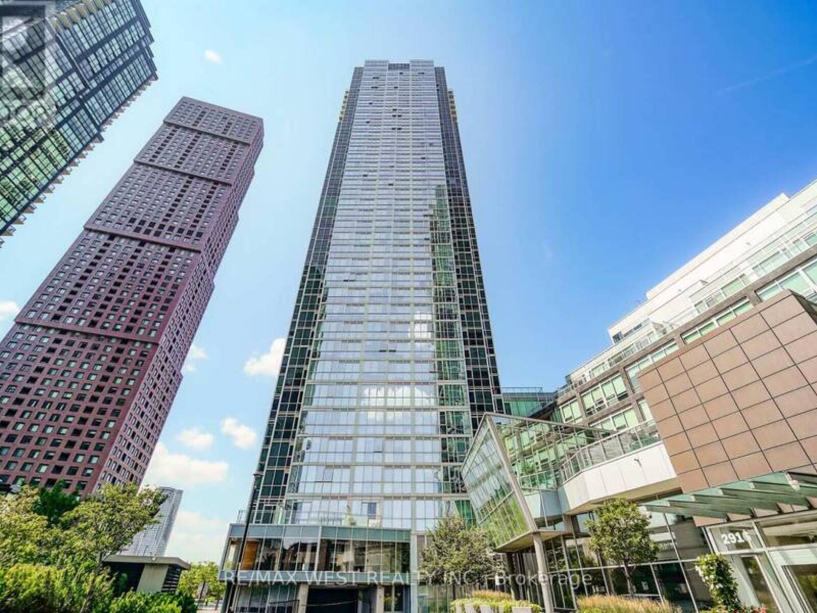 3007 - 2916 HIGHWAY 7 ROAD, Vaughan, Ontario L4K 0K6