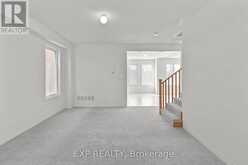 52 BAYCROFT BOULEVARD | Angus Ontario | Slide Image Four