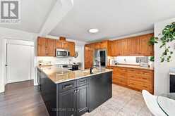 3 DEAN COURT | Wasaga Beach Ontario | Slide Image Nine