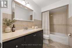 62 LITTLELEAF DRIVE | Toronto Ontario | Slide Image Nine