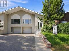 62 LITTLELEAF DRIVE Toronto Ontario, M1B 1Z2