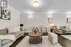 314 - 30 HARDING BOULEVARD W | Richmond Hill Ontario | Slide Image Ten