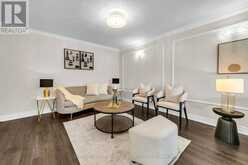 314 - 30 HARDING BOULEVARD W | Richmond Hill Ontario | Slide Image Nine