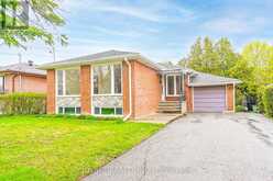 299 PALMER AVENUE | Richmond Hill Ontario | Slide Image Two