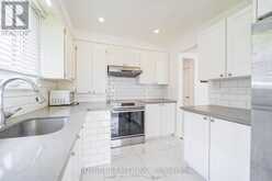 299 PALMER AVENUE | Richmond Hill Ontario | Slide Image Ten