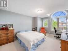 23 KERR LANE | Aurora Ontario | Slide Image Thirty-two