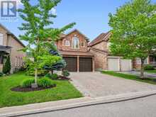23 KERR LANE | Aurora Ontario | Slide Image Three