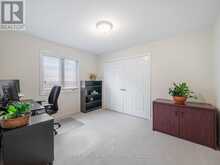 23 KERR LANE | Aurora Ontario | Slide Image Forty
