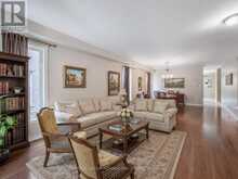23 KERR LANE | Aurora Ontario | Slide Image Nine