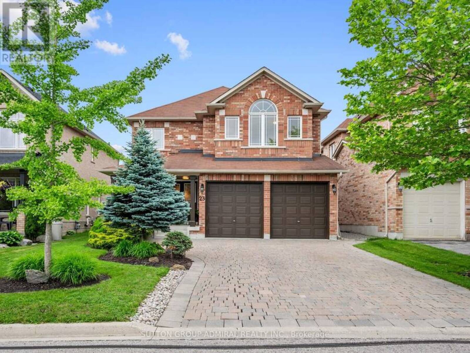 23 KERR LANE, Aurora, Ontario L4G 0E5