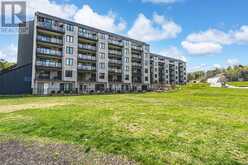 503 - 80 HORSESHOE BOULEVARD | Barrie Ontario | Slide Image Sixteen